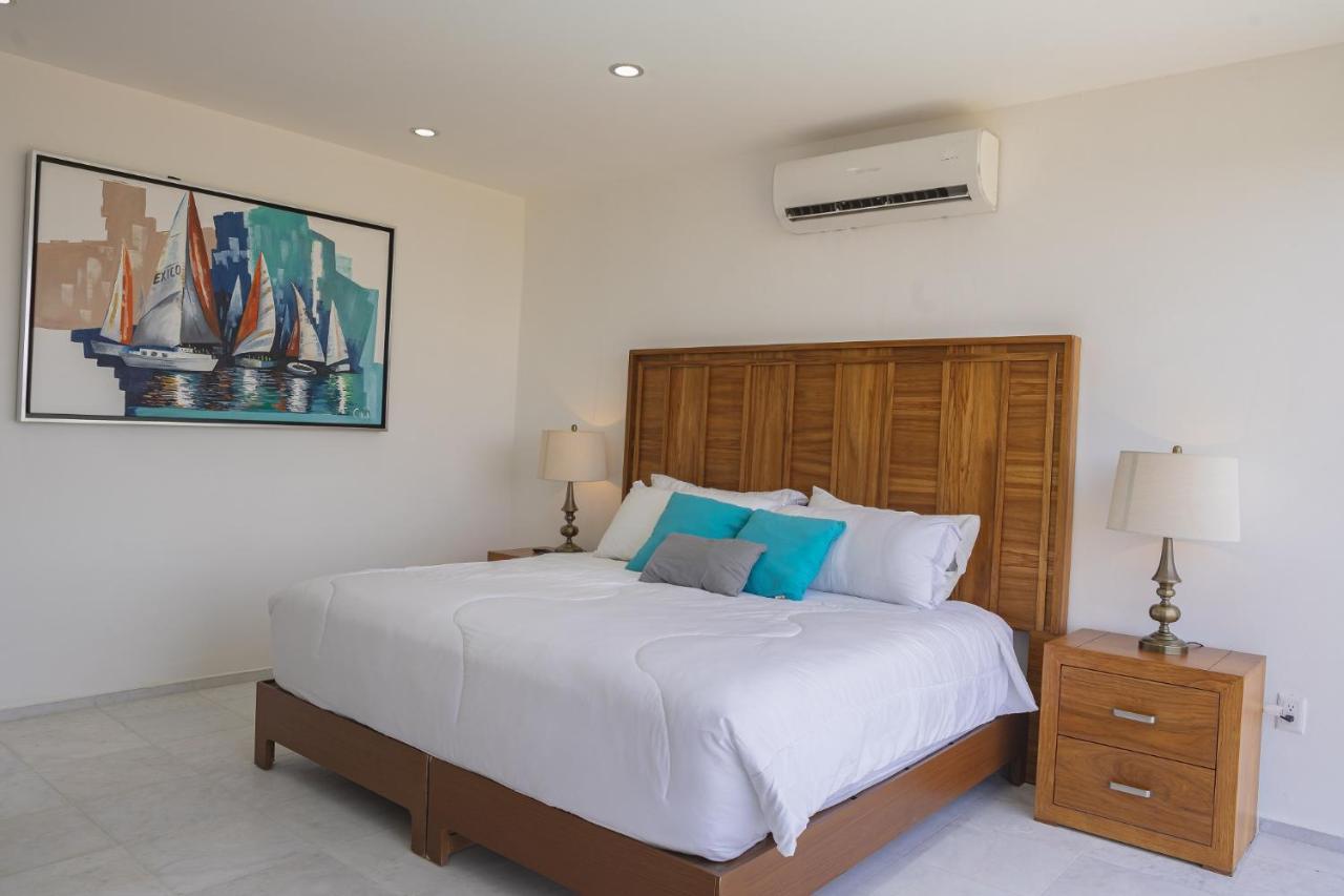 Family Suites And Villas At B Nayar Complex La Cruz de Huanacaxtle Exterior photo